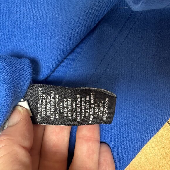 Golden State Warriors NBA Short Sleeve Hoodie Top Shirt Size Small - Picture 8 of 9